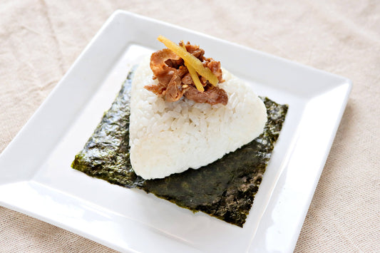 福岡県北九州市小倉北区 花かがみ 甘辛定番!牛肉しぐれのおにぎりgyūnikusigurenōnigiri(冷凍)