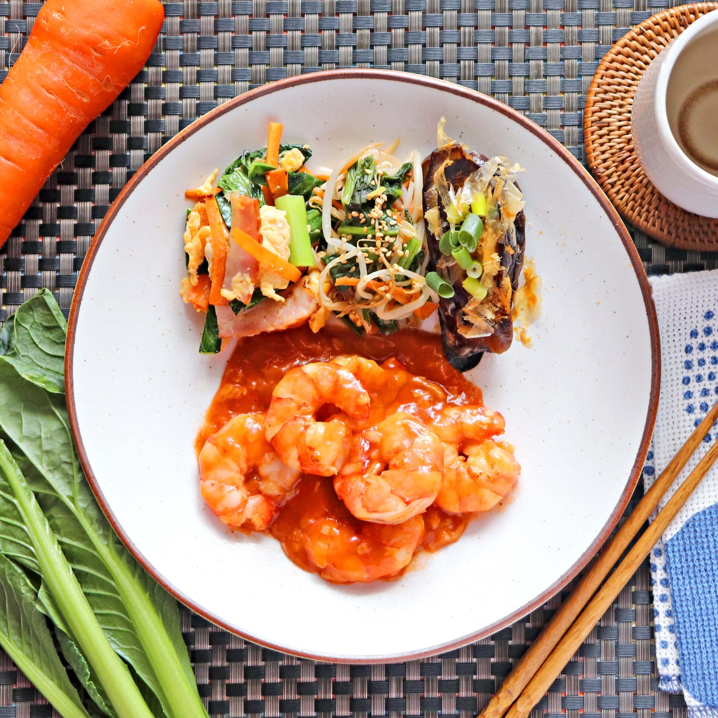 福岡県北九州市小倉北区 花かがみ プリプリ食感!やみつきピリ辛エビチリ弁当(冷凍)
