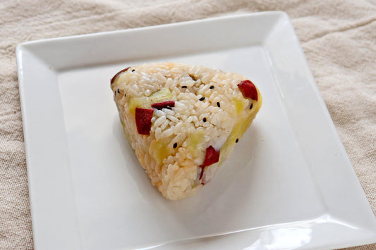 福岡県北九州市小倉北区 花かがみ お芋のおにぎり バター風味oimonōnigiri batāhūmi(冷凍)