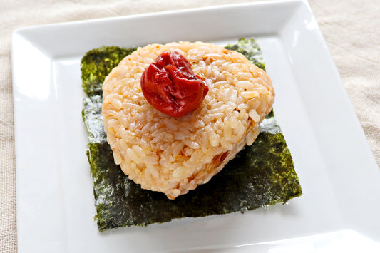 福岡県北九州市小倉北区 花かがみ 定番!おかか梅おにぎりokakaumenōnigiri(冷凍)