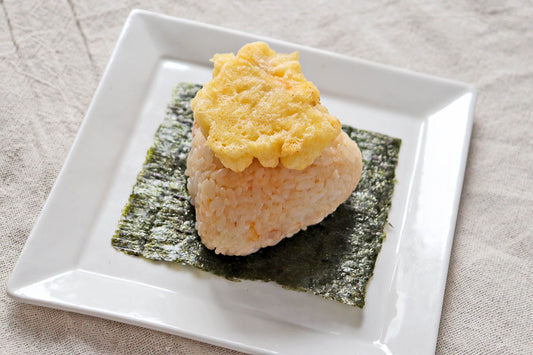 福岡県北九州市小倉北区 花かがみ サクサク鶏天むすniwatoritenmusu(冷凍)